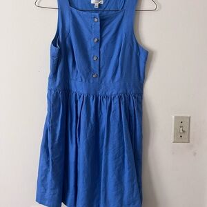 Blue Sleeveless Button-Down Dress
